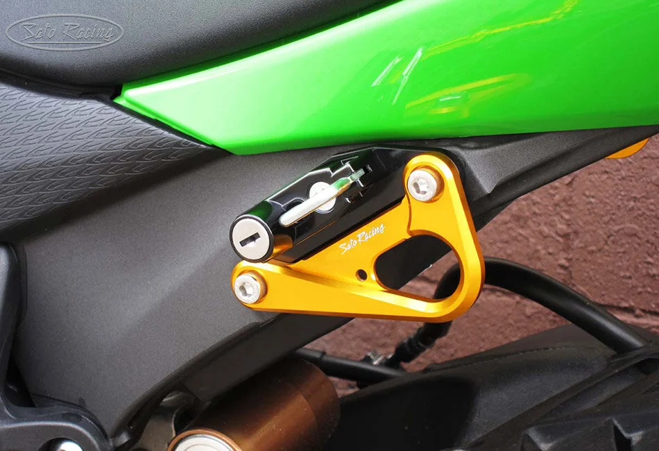 さとっち2 SATO RACING Kawasaki Z-H2 2020-2023 Frame Sliders (center mount